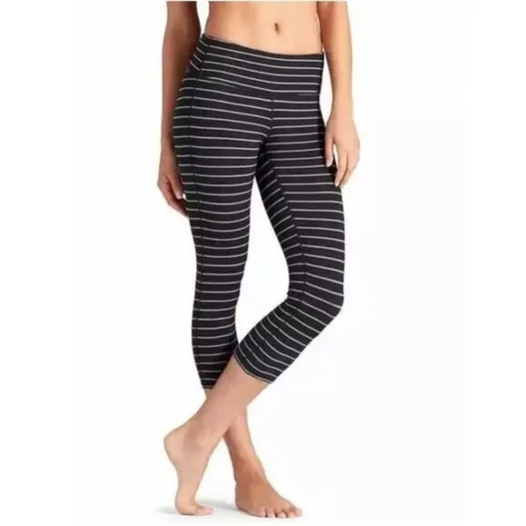 Athleta Pants - Athleta Black Gray Stripes Chaturanga Capri Athletic Leggings I Size Small